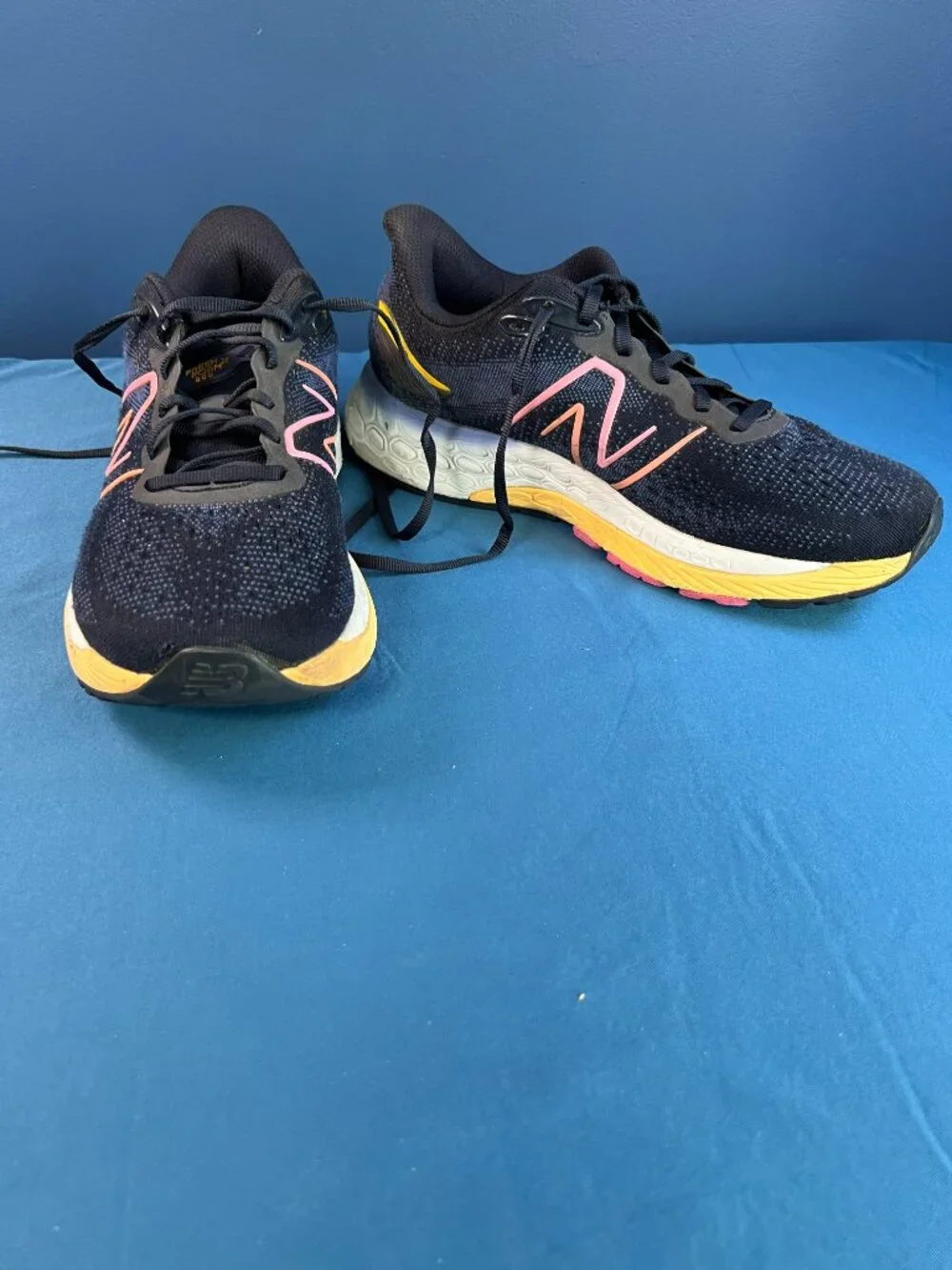New Balance Women’s Fresh Foam X 880v12 Blue Eclipse Apricot Size 11
